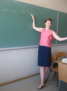 Irena Ajdinovic aan de slag in haar klas